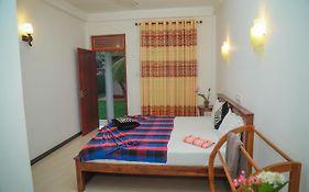 Hasaranga Holiday House