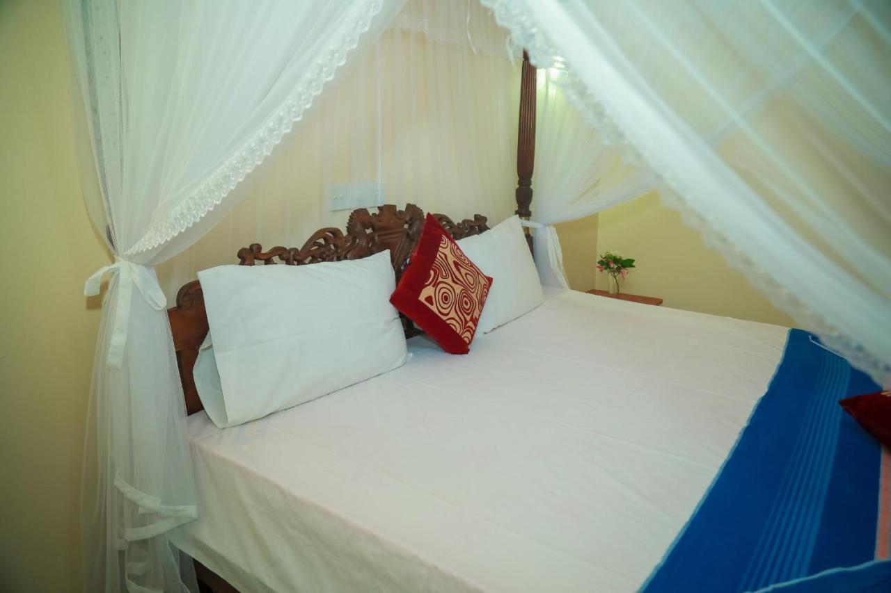 Hasaranga Holiday House Hikkaduwa Zewnętrze zdjęcie
