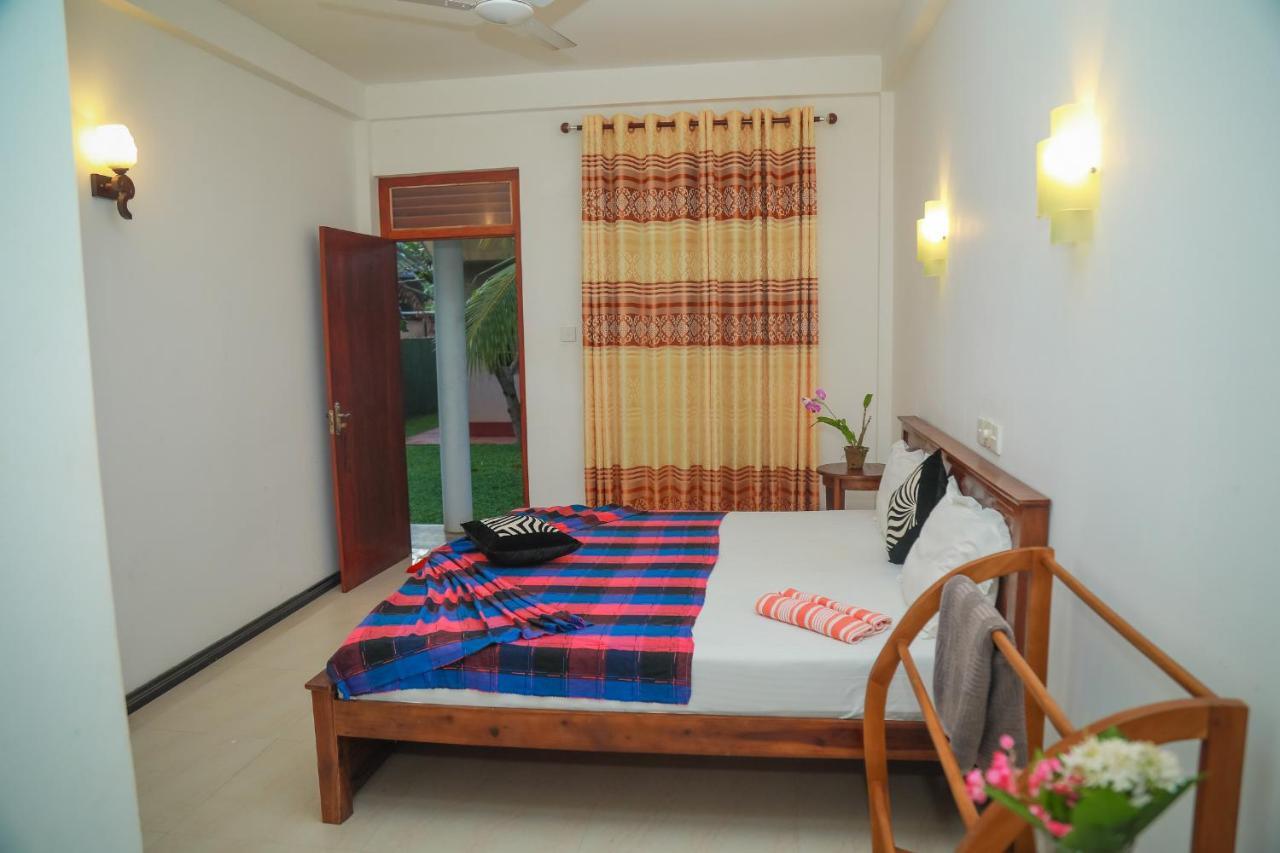 Hasaranga Holiday House Hikkaduwa Zewnętrze zdjęcie