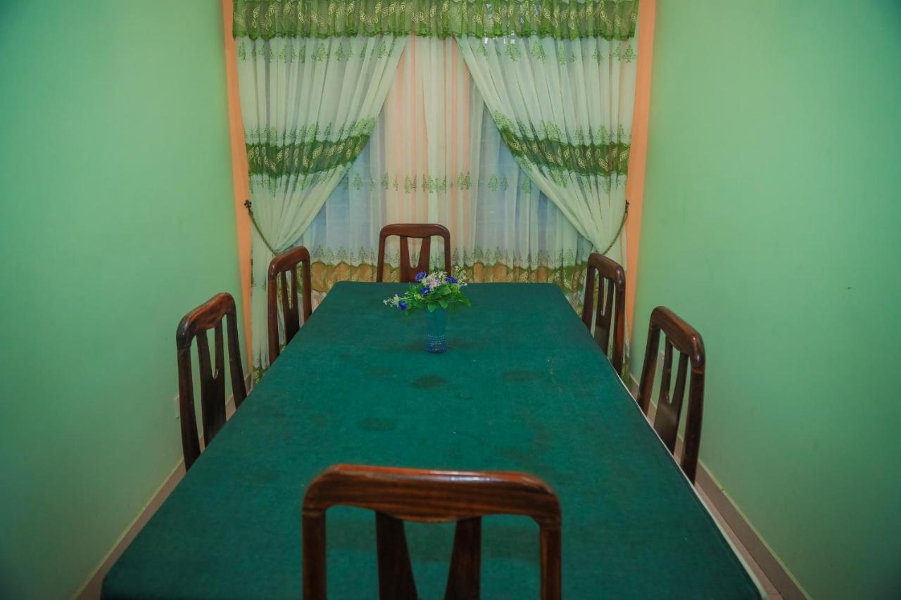 Hasaranga Holiday House Hikkaduwa Zewnętrze zdjęcie